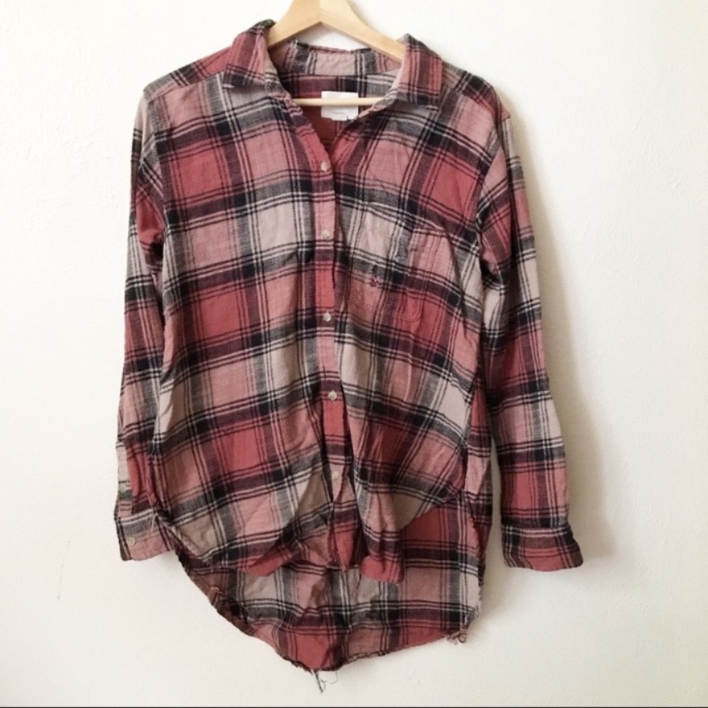American Eagle • Oversized Plaid Button Down
